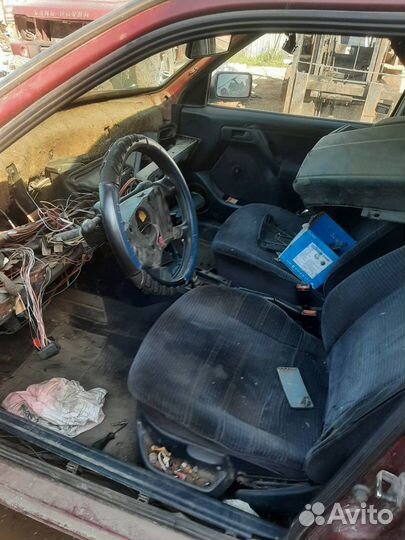 Фонарь задний правый Volkswagen golf 3 1.8 аам