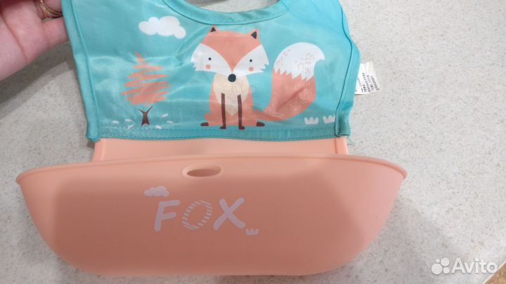 Силиконовый нагрудник,мягкий с рисунком