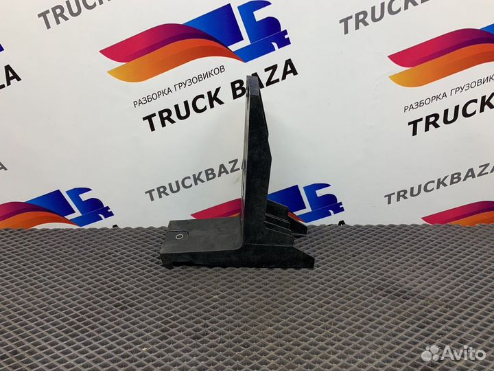 81629105320 Кронштейн спойлера Man TGX