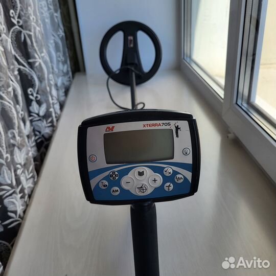 Продам металлоискатель Минелаб Х терра 705