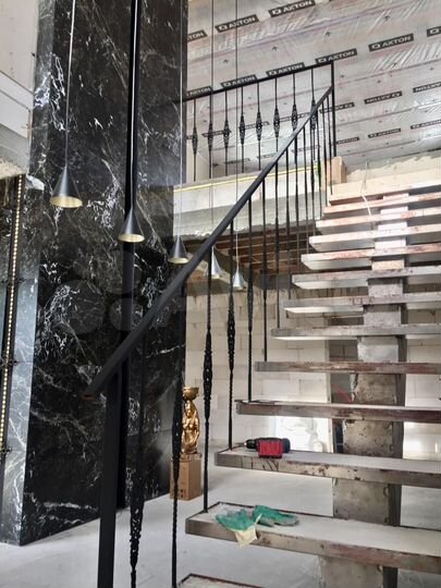 Коттедж 220 м² на участке 6 сот.