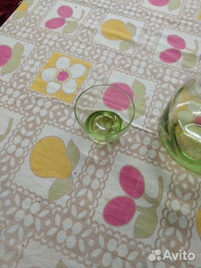 Графин цветное стекло СССР со стопкой