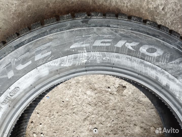 Pirelli Ice Zero 235/65 R18 110T