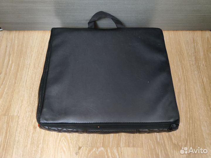 Бустер для детей + удерживающий треугольник