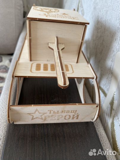 Подарочный набор в виде танка, 23 февраля