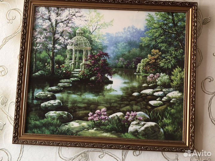 Продам картины в рамах