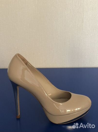 Кожаные туфли Zara