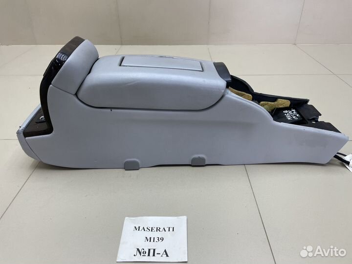 Центральная консоль Maserati Quattroporte 5 M139