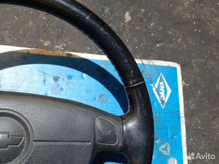 Руль кожаный Шевроле Лачетти с подушкой безопаснос