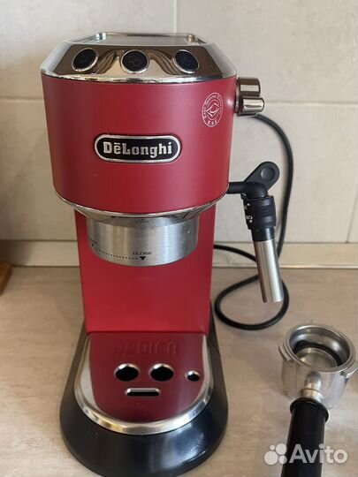 Кофеварка delonghi
