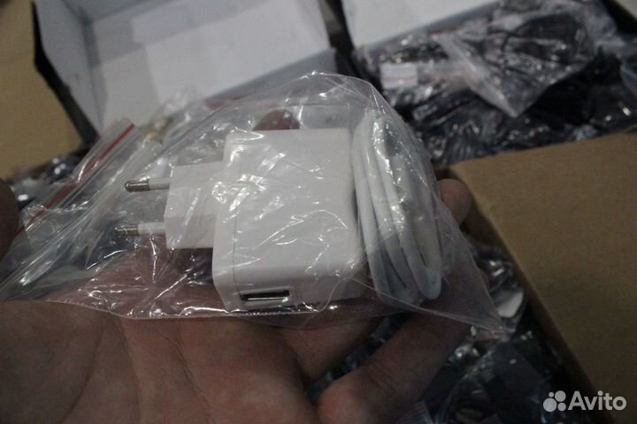 Зарядка для телефона micro usb