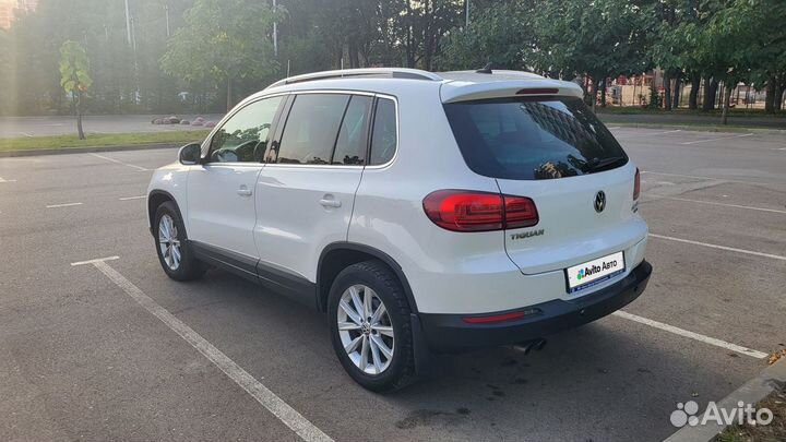 Volkswagen Tiguan 2.0 AT, 2012, 180 966 км