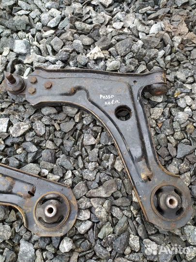 Рычаг передний Chevrolet Rezzo I (2004–2008)