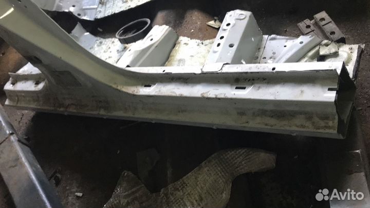 Порог со стойкой правый для Lifan X50 2015