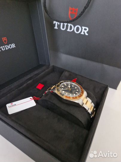 Новые Tudor Black Bay GMT S&G m79833mn-0001