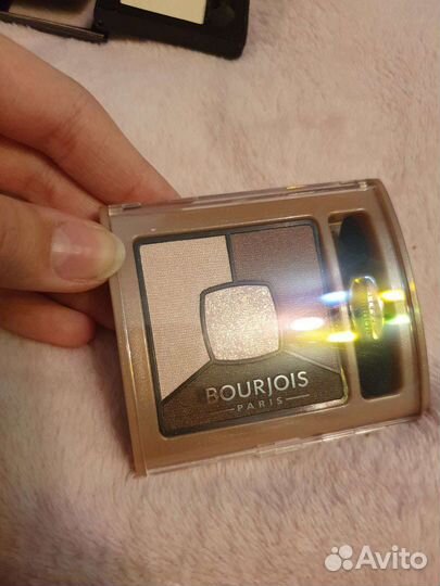 Тени для век