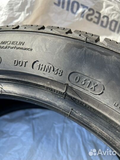 Michelin X-Ice Snow 215/50 R17