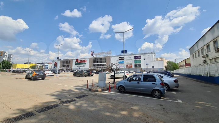 Торговая площадь ТЦ капитолий 90 м2