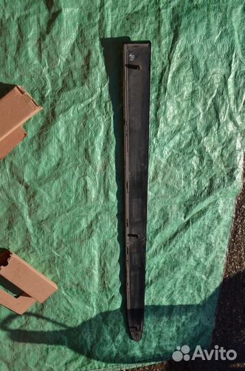 Nissan Almera N16 Молдинг