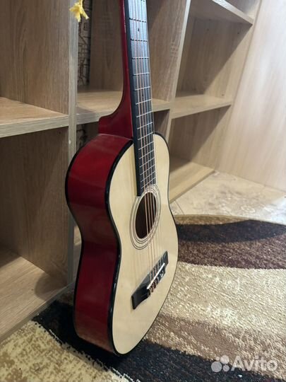 Гитара шестиструнная