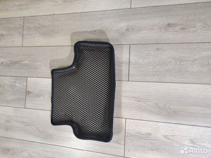 Автоковры водительские EVA Nissan Bassara JU30 Ева