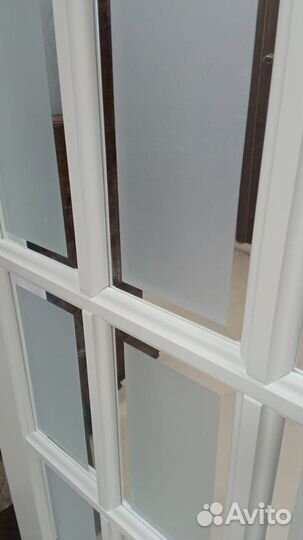 Дверь английская решетка белый жемчуг