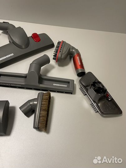 Насадки щетки для пылесоса Redmond RV-308