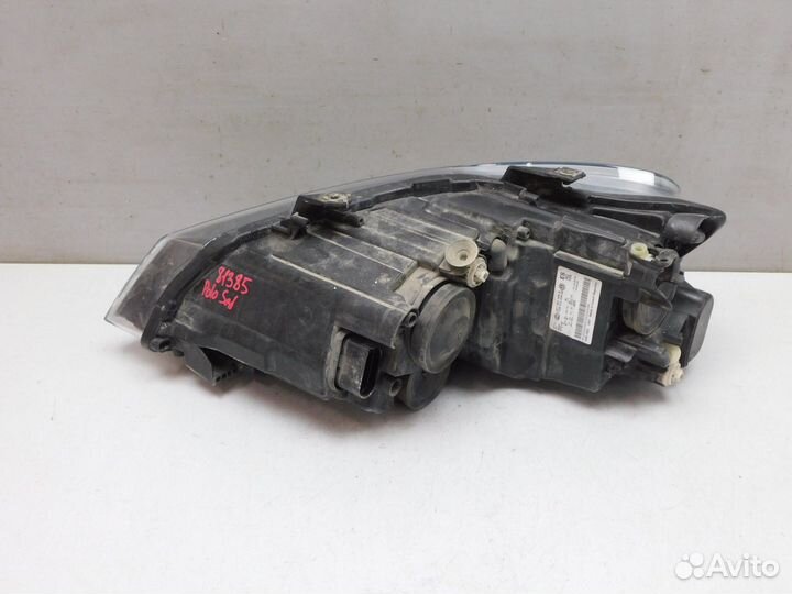 Фара правая Volkswagen Polo