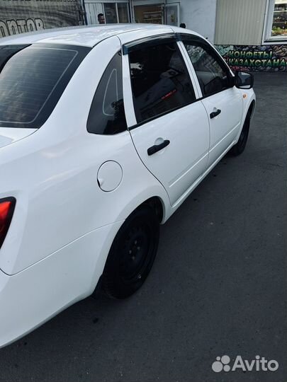 LADA Granta 1.6 МТ, 2012, 150 000 км