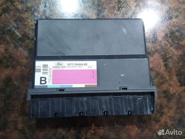 Блок управления центральным замком Ford focus 1