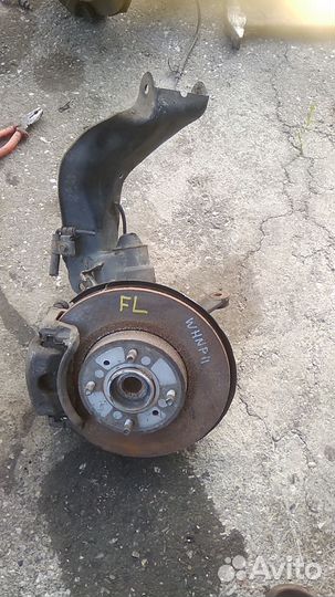 Ступица передняя левая nissan bluebird, primera 11