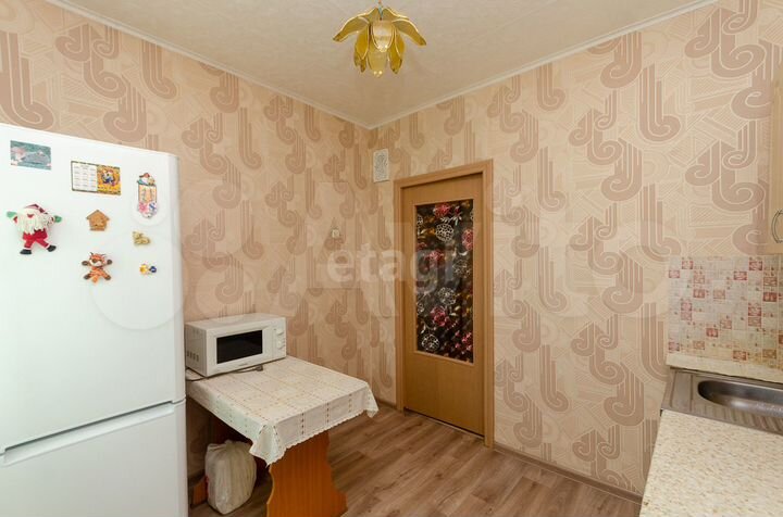 2-к. квартира, 52 м², 10/10 эт.