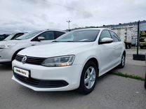 Volkswagen Jetta 1.6 MT, 2013, 190 000 км, с пробегом, цена 899 000 руб.