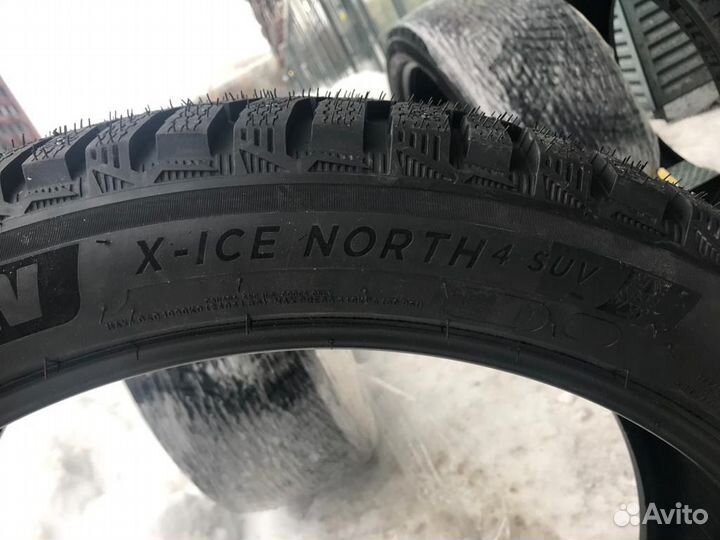 Michelin X-Ice North 4 SUV 285/40 R23 111H