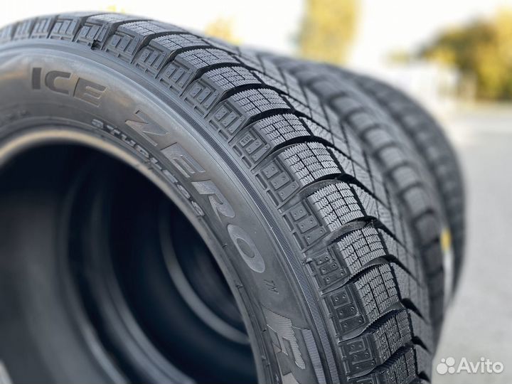 Pirelli Ice Zero FR 215/60 R17 100T