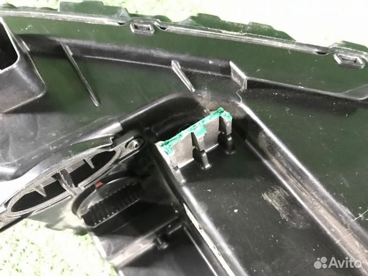 Фара левая Kia Sorento/Sorento Prime