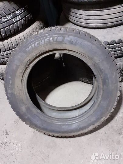 Michelin X-Ice North 4 225/60 R17 103