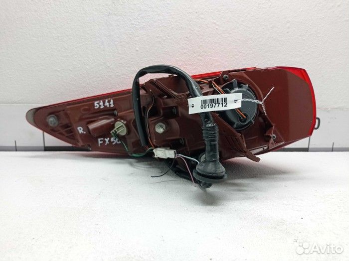 Фонарь противотуманный правый для Infiniti FX II