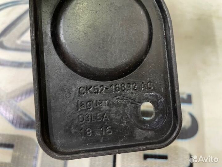 Крюк замка капота Land Rover Range Rover