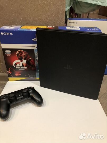 Sony PS4 1тб (как новая)