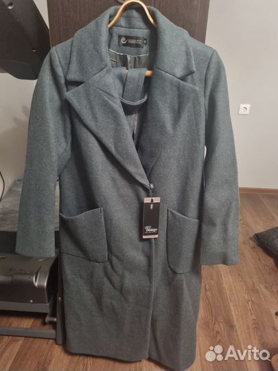Пальто демисезонное