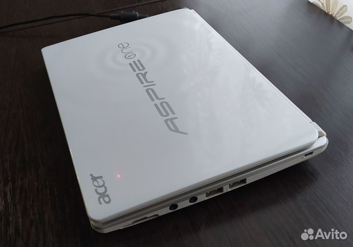 Ноутбук acer aspire one