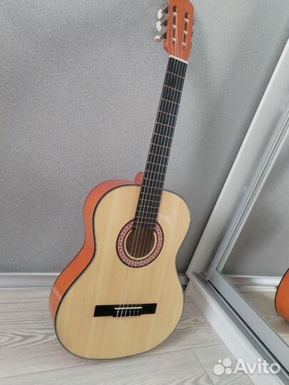 Гитара классическая