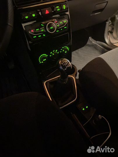 LADA Priora 1.6 МТ, 2013, 217 000 км