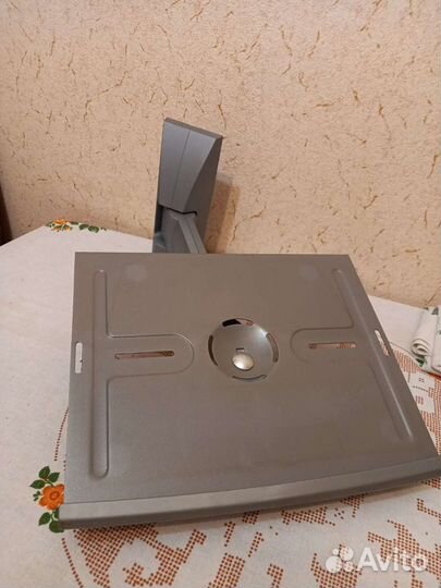 Кронштейн для телевизора на стену 28*35