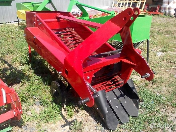 Копатель корнеплодов Кормилец 4-КТ, 2023