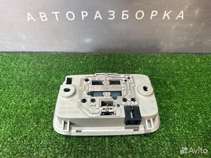 Плафон подсветки салона Kia Picanto 2 1.0 G3LA