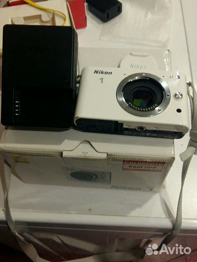 Компактный фотоаппарат nikon 1 J1