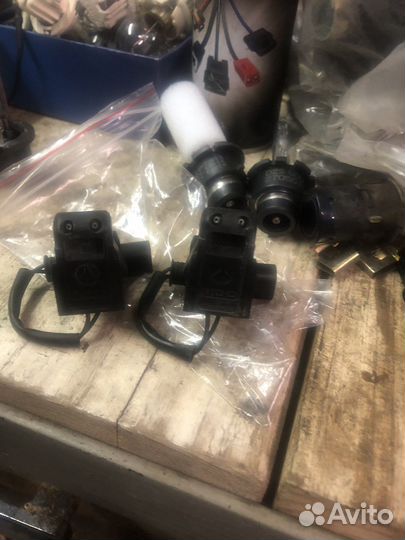 Форсунки омывателя лобового стекла Mercedes