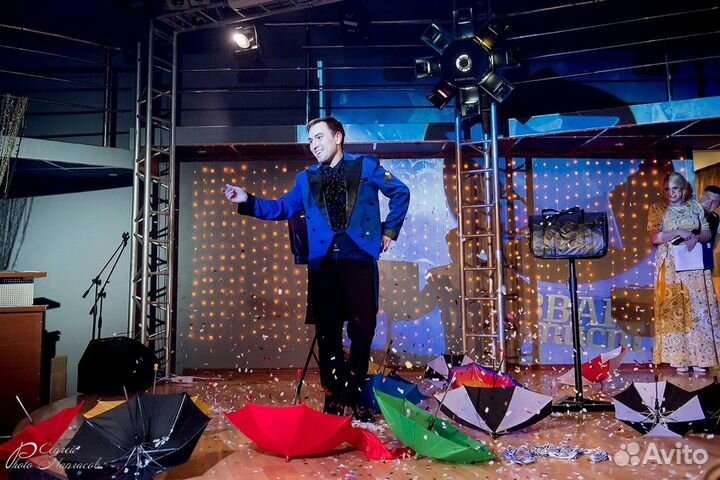 Фокусник-иллюзионист